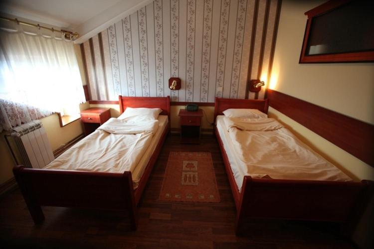 Hotel Dunav Sremski Karlovci Zimmer foto